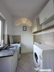 Casa pentru Investitie compartimentata in 5 apartamente 