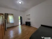 Casa pentru Investitie compartimentata in 5 apartamente 