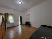 Casa pentru Investitie compartimentata in 5 apartamente 