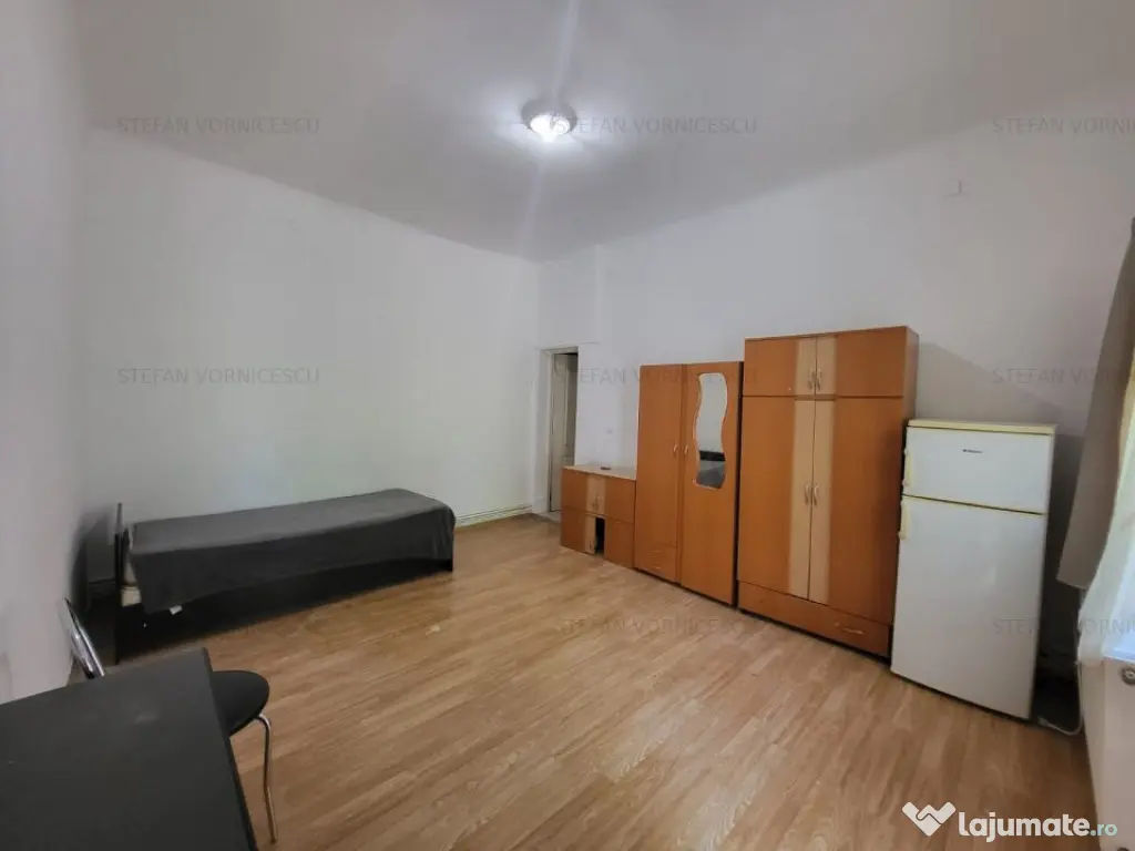 Casa pentru Investitie compartimentata in 5 apartamente