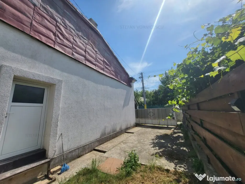 Casa pentru Investitie compartimentata in 5 apartamente