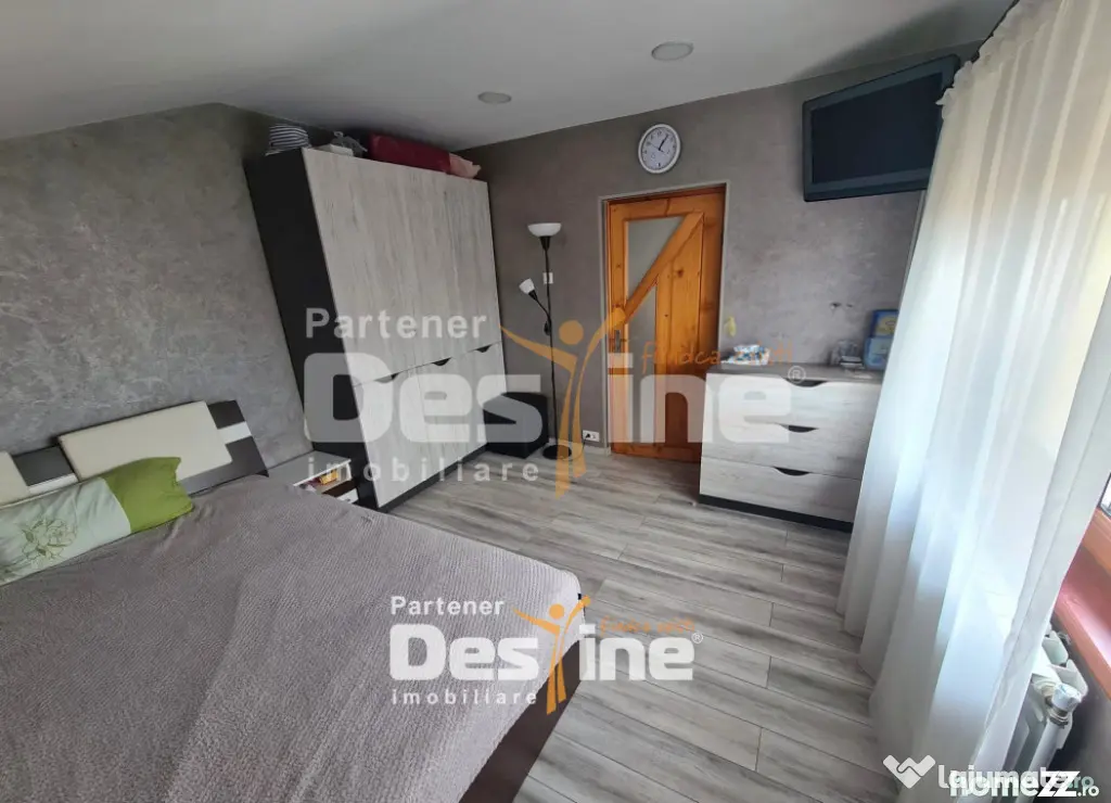 Casa individuala 96,50 mp utili, P+M - 175 mp teren - curte,