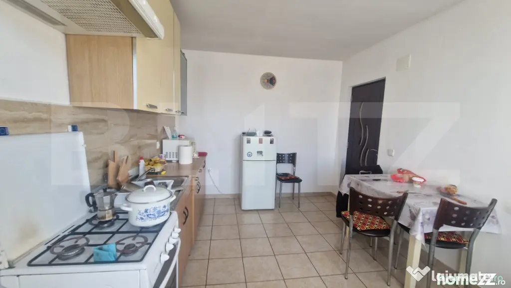Casa 5 camere Tarlungeni (nu Izvor) teren 800 m, cartier no - Tarlungeni (Brasov)