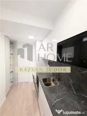 Apartament 3 camere, loc de parcare , Ploiesti, ultracentral 