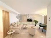 Apartament 3 camere, loc de parcare , Ploiesti, ultracentral 