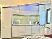 Apartament 2 Camere Renovat zona Judetean cu Parcare 