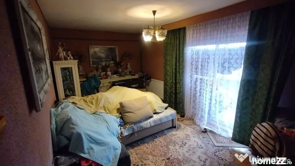 Apartament 4 camere decomandat Dacia