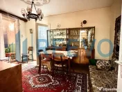 Apartament cu 3 camere de vânzare, în Buhuși 