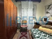 Apartament cu 3 camere de vânzare, în Buhuși 