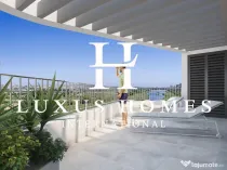 Apartament 4 camere central uimitor cu terasă privată priveliște captivantă spre râu