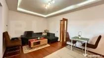 Apartament la casa , 50 mp , 2 camere , curte comună