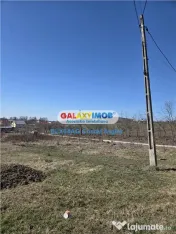 Vindem teren intravilan Calinesti 845 mp , deschidere 13,5 m 