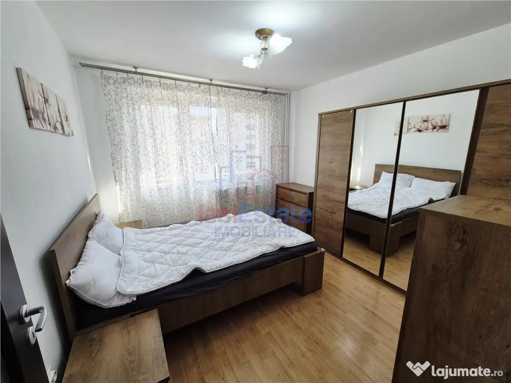 Apartament cu 3 camere in Podu Ros
