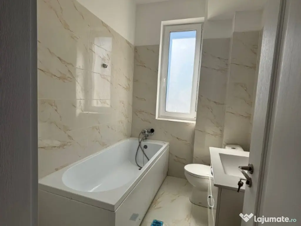 Ap. 1 cam decomandat, bloc nou, mobilat si utilat, se acceptă credit