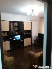 Apartament, 2 camere, decomandat, etajul 1/10, zona 8 Martie 
