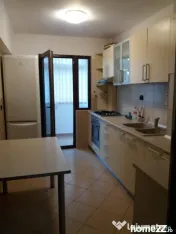 Apartament, 2 camere, decomandat, etajul 1/10, zona 8 Martie 