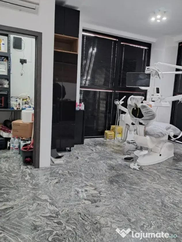 Spatiu comercial,2 băi,zona Frumoasa,vis-s-vis de Mănăstirea Frumoasa