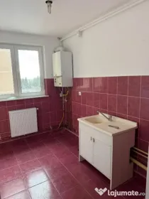 Apartament de 2 camere ( Beton Armat )-Astra-Berzei