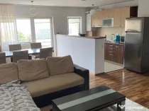 Inchiriez apartament