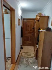 Apartament cu 2 camere decomandate zona Burdujeni - Cuza Voda 2 