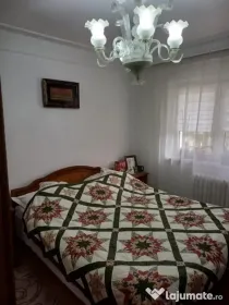 Apartament cu 2 camere decomandate zona Burdujeni - Cuza Voda 2