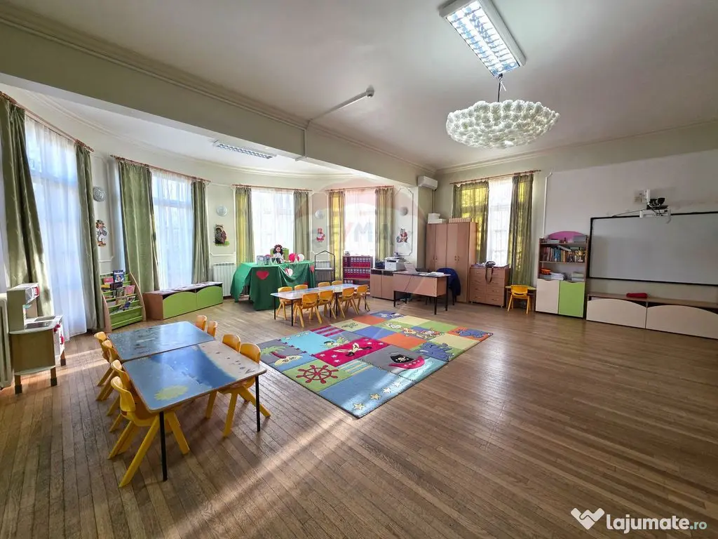 VILA EXCLUSIVISTA IN CENTRUL BUZAULUI-Investitie cu venit...