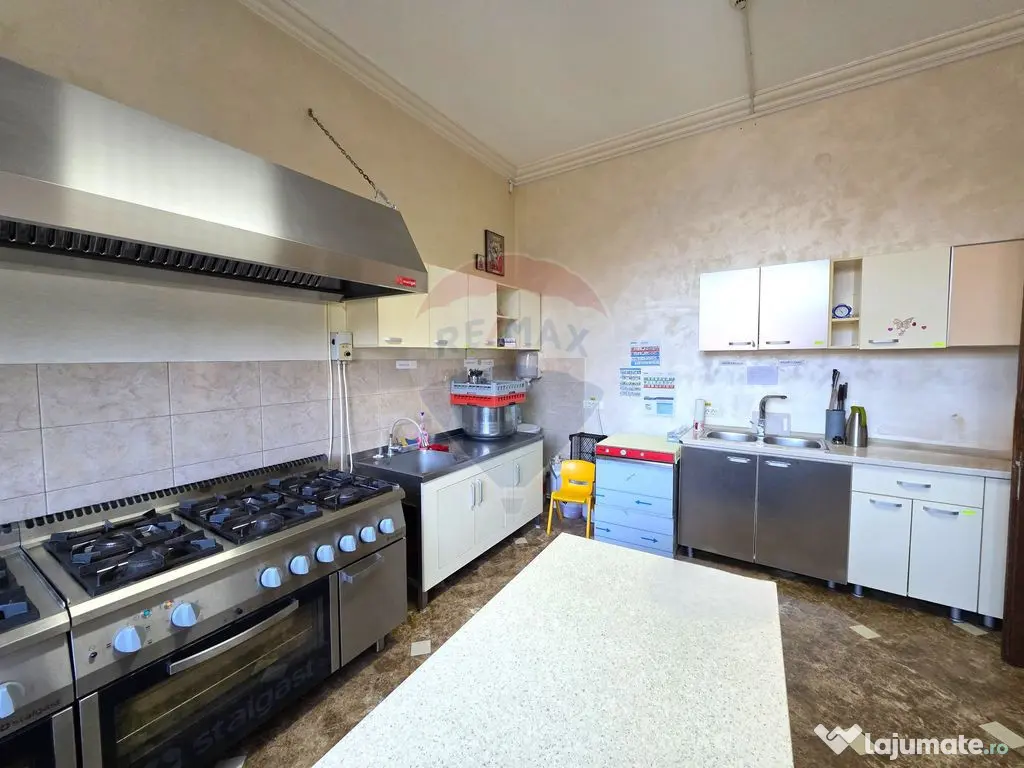 VILA EXCLUSIVISTA IN CENTRUL BUZAULUI-Investitie cu venit...