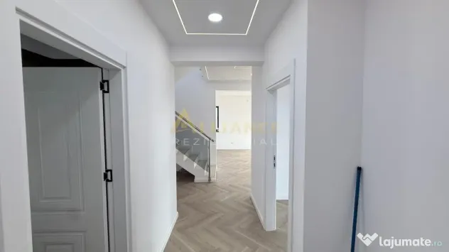 Casa Individuala - P 1- 3 dormitoare - 115 mp utili - teren