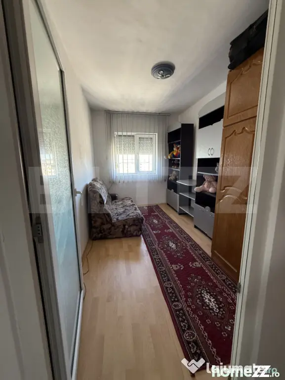 Apartament 3 camere, 55 mp, zona Micro 4