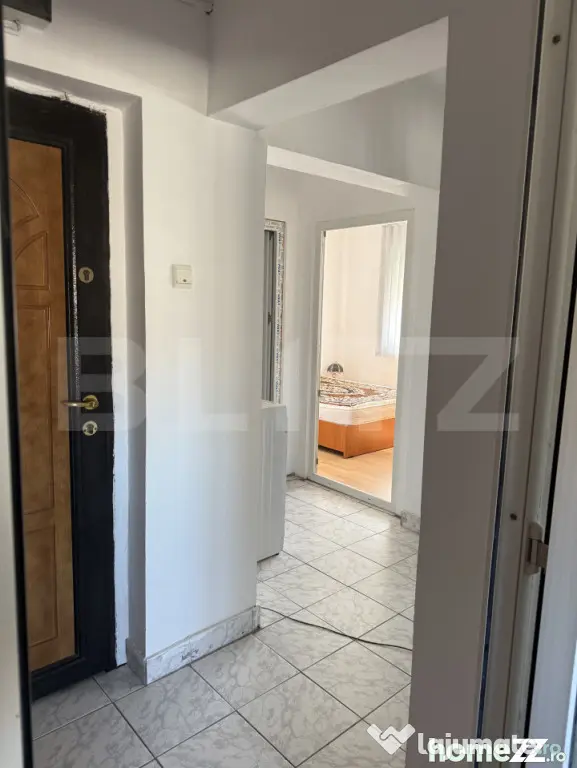 Apartament 3 camere, 55 mp, zona Micro 4