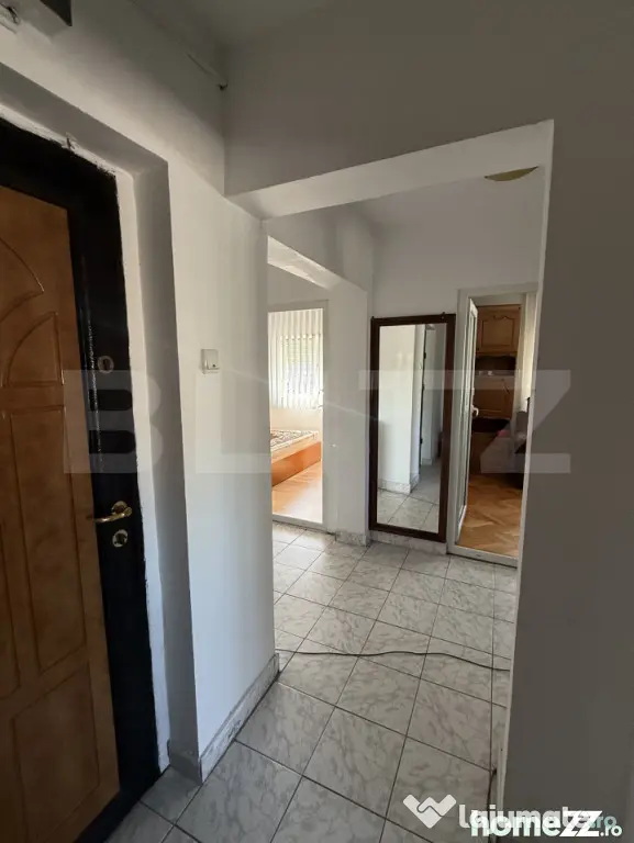 Apartament 3 camere, 55 mp, zona Micro 4