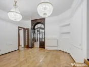 Apartament in vila 180 mp 