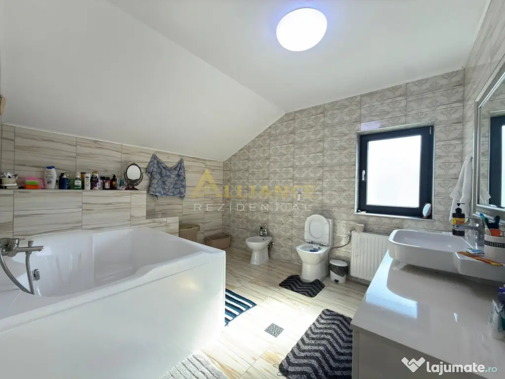 Vila individuala | 4 camere | Mobilata-Utilata