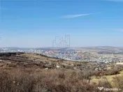 Teren cu vedere frumoasa 