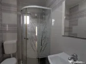 Casă de închiriat 4 camere, utilată complet, teren 190 mp - TERRA 