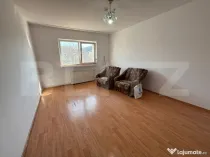 Apartament 3 camere, 76 mp, zona Nicolina