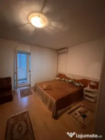 Garsonieră decomandată, situata în zona Stadion