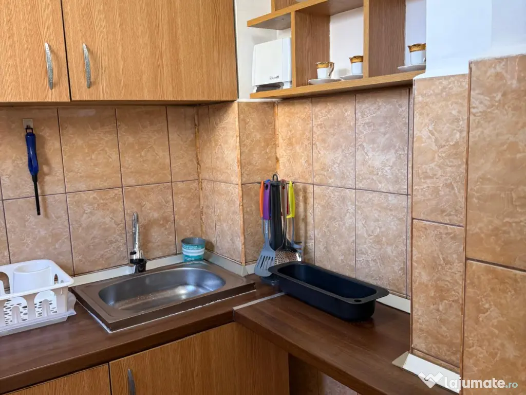 Garsoniera de inchiriat