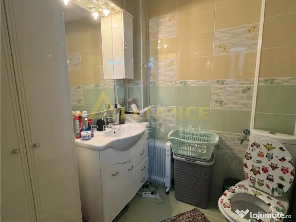 2 camere decomandat - pozitie excelenta -> Zona Unirii, Metr