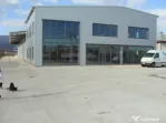 Hală industrială cu chiriaș stabil – deschidere la drum