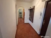 3 camere Parcul Circului decomandat, et. 4, an 1978, 77 mp 