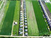 Teren 2.5 ha cu proiect pentru 60 case la 20 minute de Bucur 