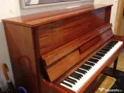 Pian foarte bine întreținut 