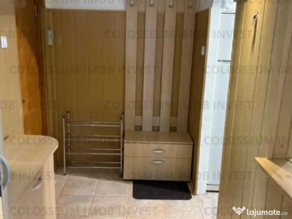 Apartament 2 camere, semidecomandat - zona Garii