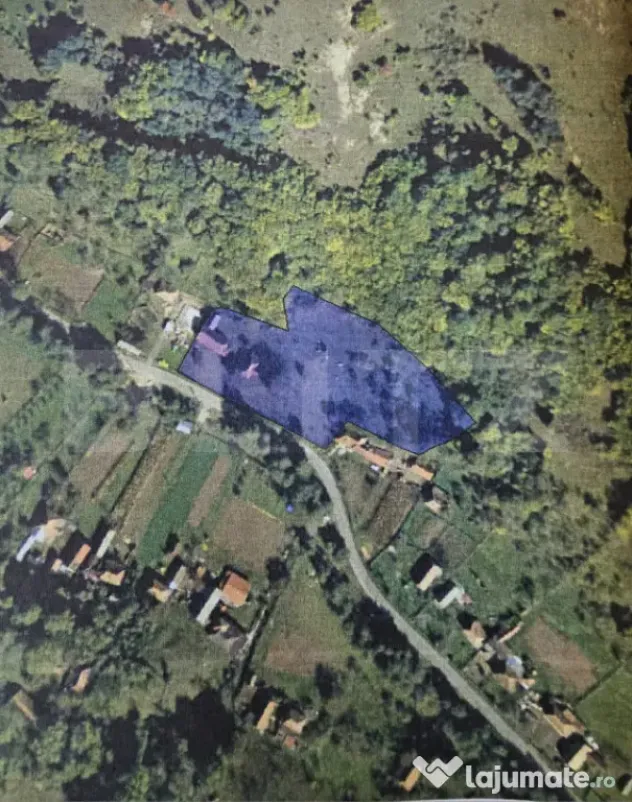 Casă cu teren generos 6.820 mp, lângă pădure și râu ??