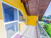 Casă cu 7 camere, 10 ari de vânzare la drumul principal... 