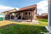 Casa este gata. Curtea este gata. Tu trebuie doar să te ...