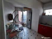 Universitatea Hyperion Calea -Calarasi cu loc de parcare 