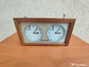 Ceas mecanic pentru sah 