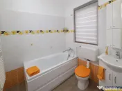 Rezidenta 4 camere,in farmec istoric, vedere Tampa,cu beci s 